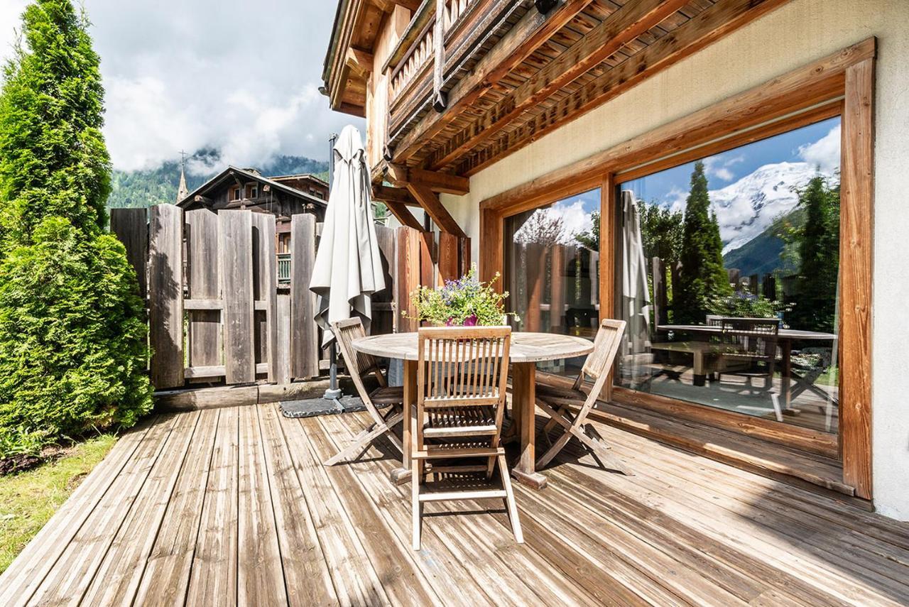 Eden Hotel, Apartments And Chalet Chamonix Les Praz ภายนอก รูปภาพ